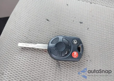 2014 Ford Focus Se z USA, uszkodzony, nr VIN 1FADP3F23EL445934